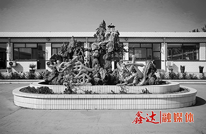 成立唐山市利来囯际APP工贸有限公司，正式开启创业征程。