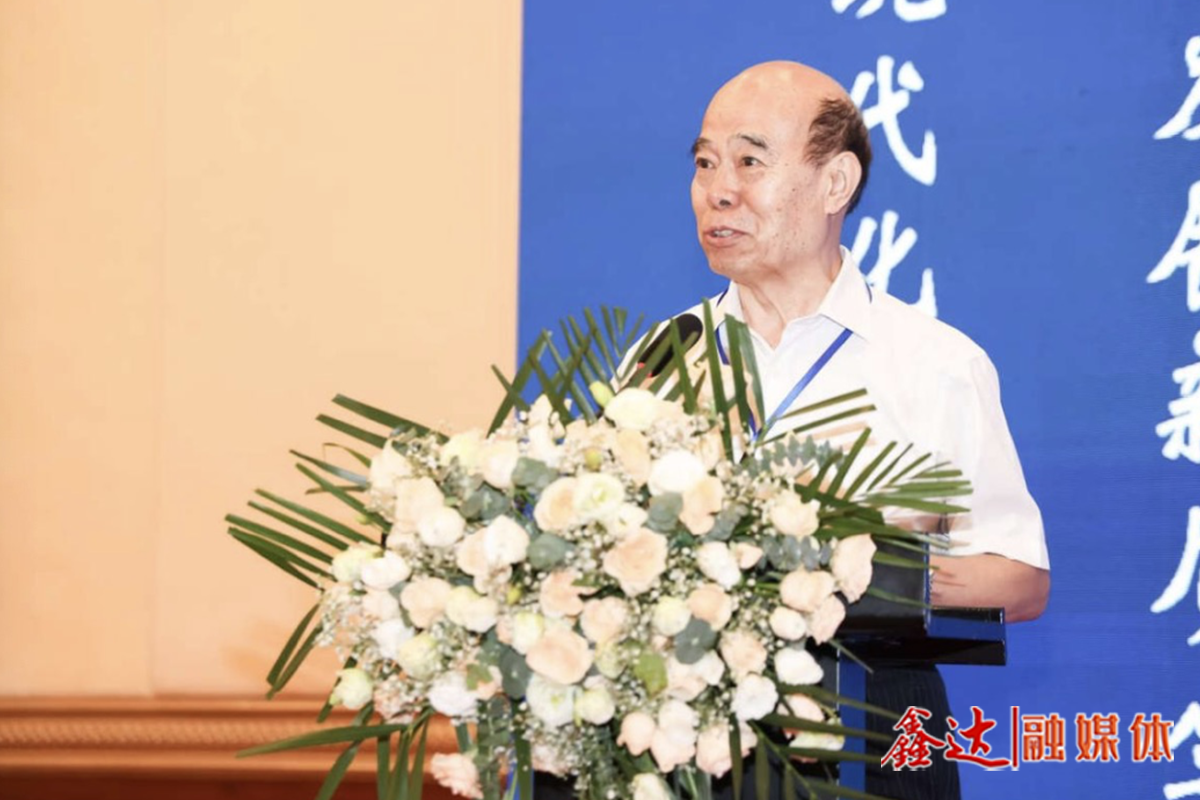 贾银松：绿色转型 创新驱动 向“新”而行 持续推进钢铁工业高质量发展
